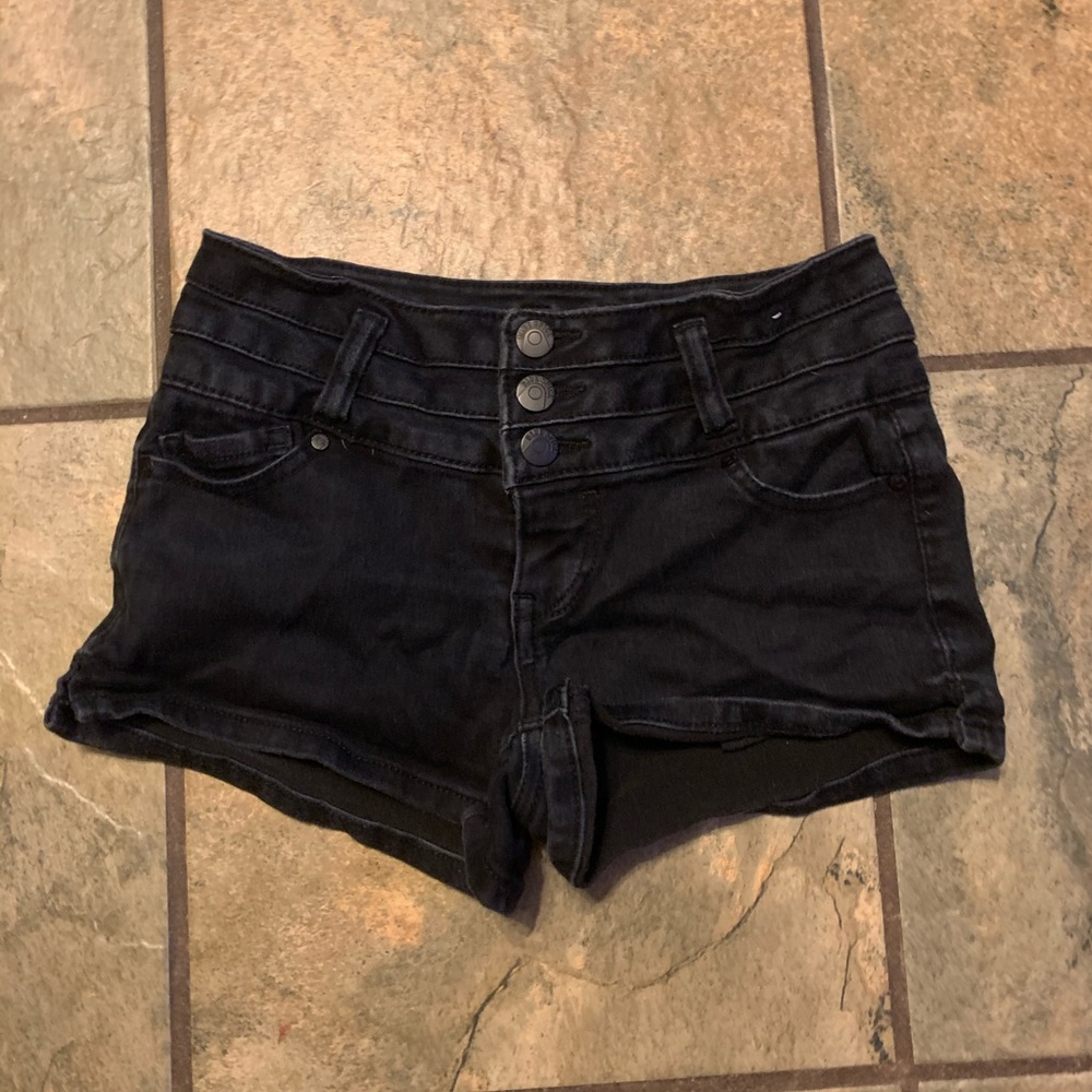 Black stretchy jean shorts